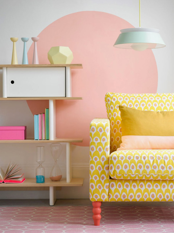 Dekorasi ruang tamu dengan warna pastel