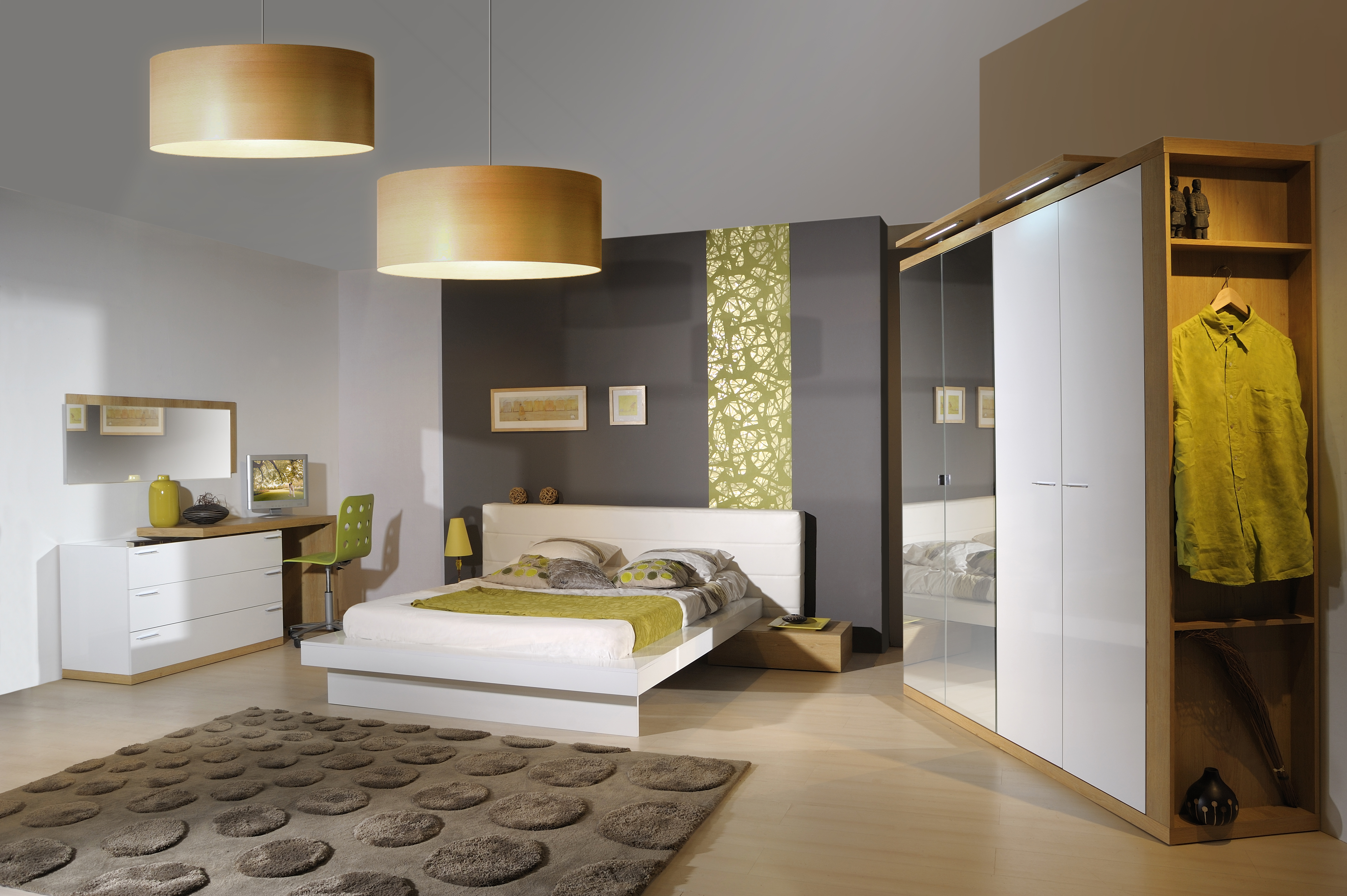 Gabungan warna putih dengan sedikit elemen kayu pada perabot menjadikan bilik tidur kontemporari ini nampak mewah