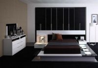 Design bilik tidur konsep moden kontemporari dengan fitted wardrobe dan perabot kamar putih
