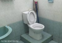 Hiasan dalaman bilik air kecil