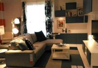 Set sofa dengan slipper couche serta kabinet tv putih menjadi pilihan
