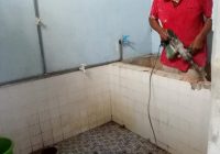 proses renovasi bilik air (2)