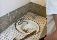 proses renovasi bilik air
